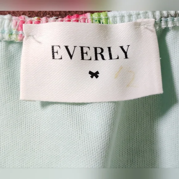 Everly Tropical Print Romper Sz-L - Picture 4 of 4